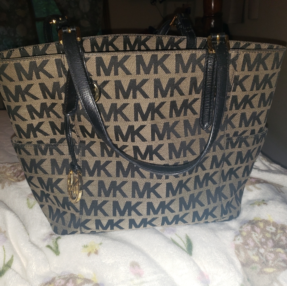Michael Kors Tote